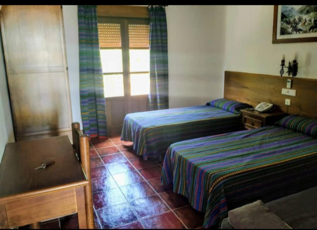 Alameda Posada De Jose Mª El Tempranillo מראה חיצוני תמונה