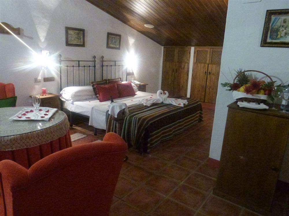 Alameda Posada De Jose Mª El Tempranillo מראה חיצוני תמונה